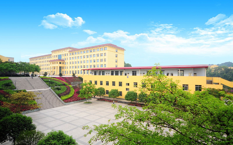 2022年重庆华绣中等专业学校有哪些专业